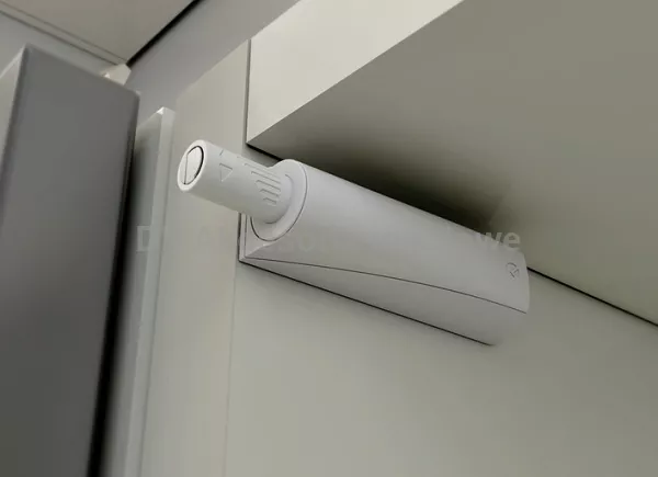 TIP ON STRONG   ADAPTER   BIAŁY