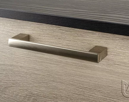 UCHWYT PORTA  .192 nikiel szlifowany + wkręty