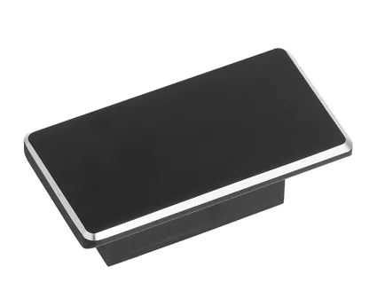 GAŁKA LAURA CZARNA '32mm ***