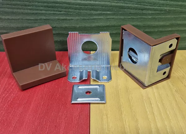 ZAWIESZKA BOCZNA Z MASKOW. BRĄZ  IT